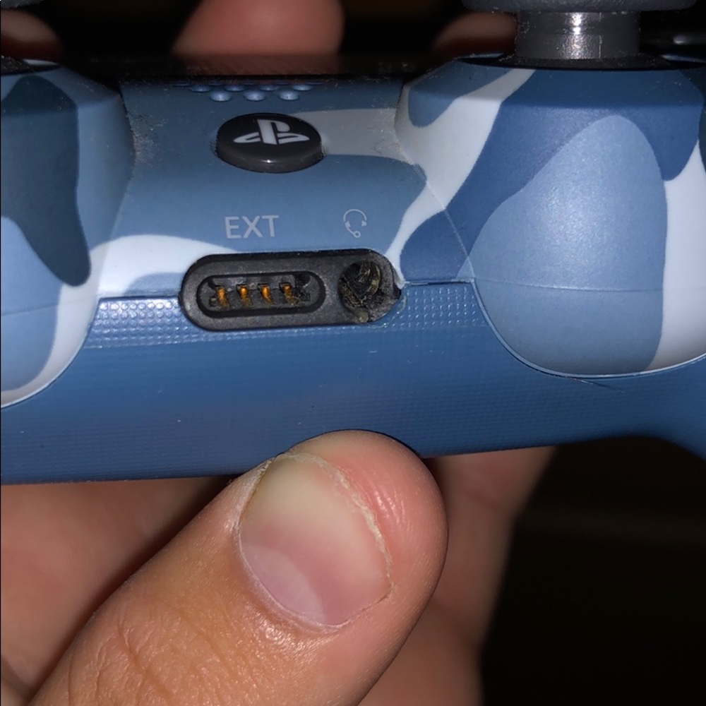 Ps4 Controller - image 3